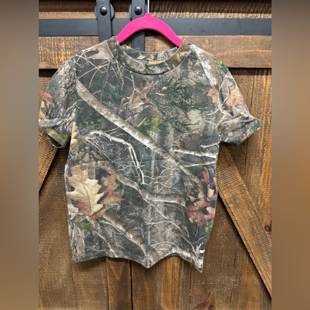 Kids camo T-shirt